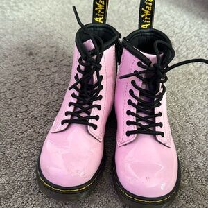 Pink toddler dr marten boots